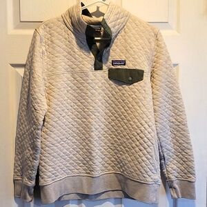 Womens Patagonia pull over